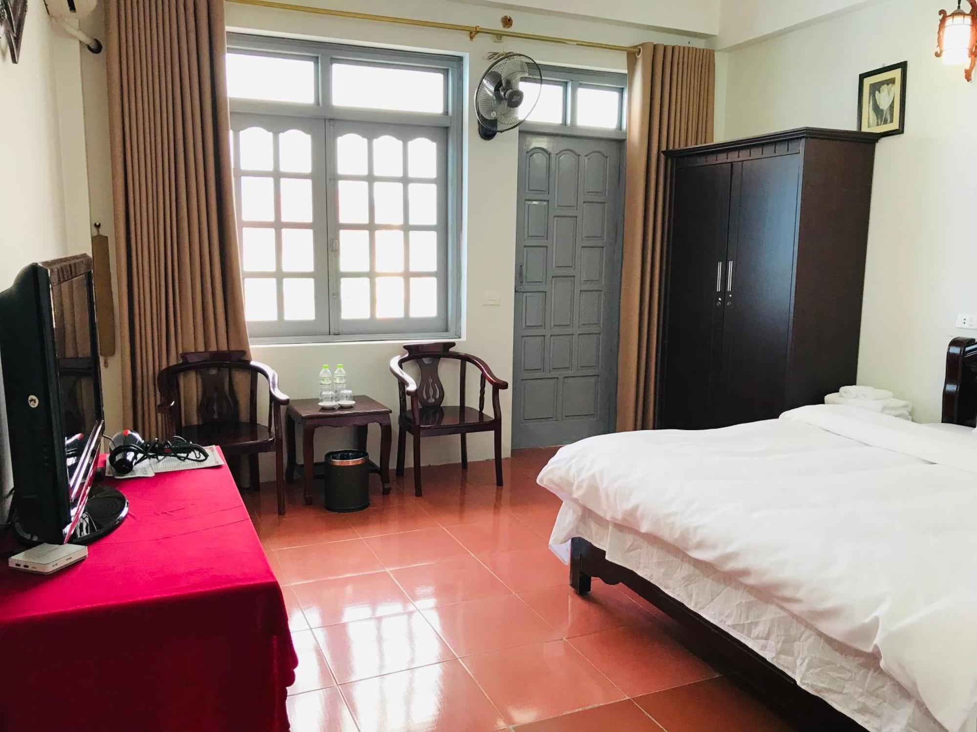 Anh Anh Hotel Bac Ha  Exterior foto
